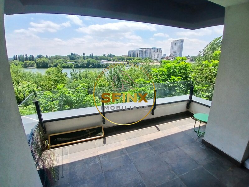 Floreasca View to lake, large terrace, parking and storage, swimming pool, pet friendly